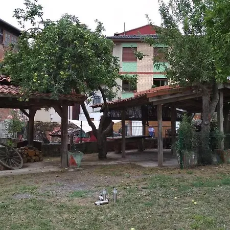 Dom wakacyjny La Casona Del Xerron El Condado